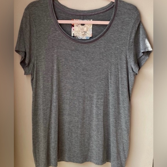 •EUC•Cupio Ladies Short Sleeve Top - Picture 2 of 8